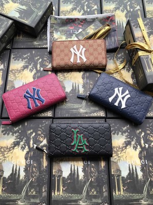 借力互聯(lián)網(wǎng)+實(shí)體店雙驅(qū)動(dòng)，揭秘廣州品皮具一手工廠貨源銷(xiāo)售之道